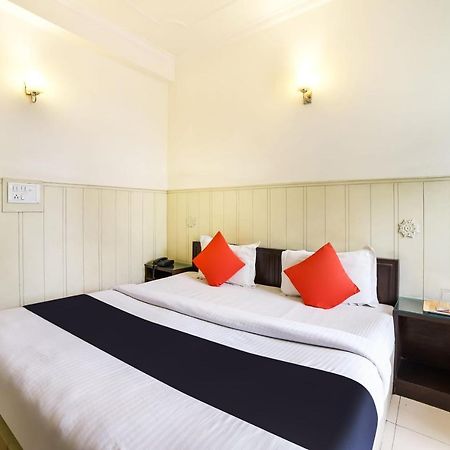 Capital O 48354 The Nest New Delhi Bagian luar foto